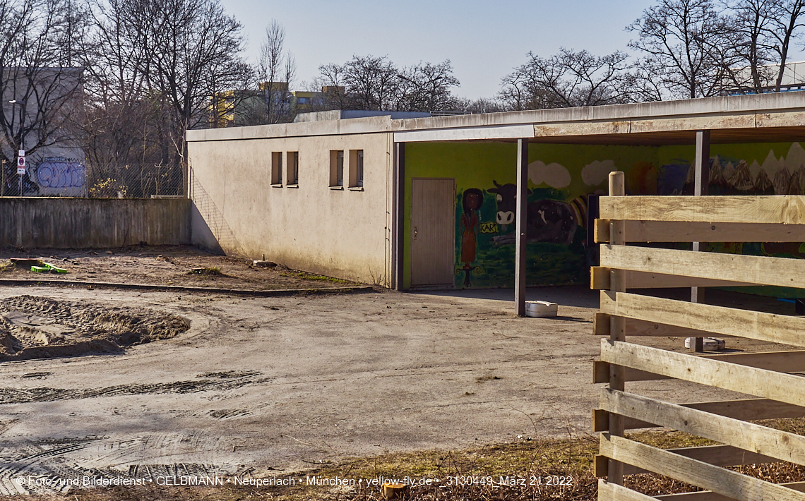 21.03.2022 - Baustelle am Haus für Kinder in Neuperlach